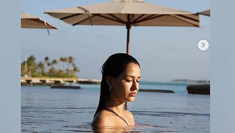 disha patani : दिशाची बीचवर मौजमस्ती!