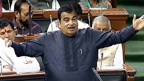 Nitin Gadkari : रस्ते बांधणीच्या कामातील गुणवत्तेवर देखरेख ठेवण्यासाठी विशेष यंत्रणा