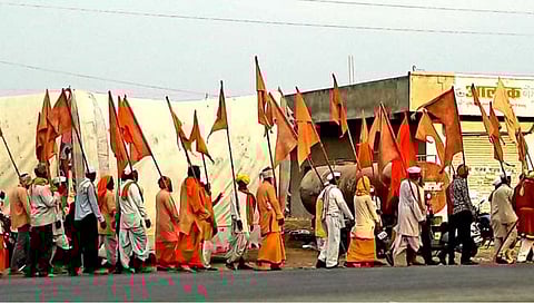 औरंगाबाद : नाथषष्ठी सोहळ्यासाठी दिंड्याच्या आगमनाने पाचोड परिसर दणाणला