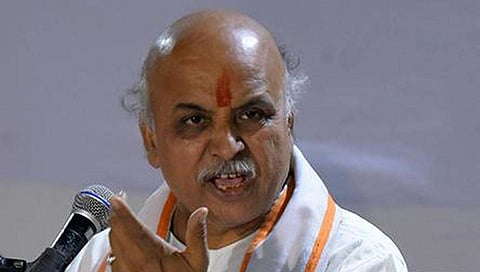 प्रवीण तोगडीया म्हणाले, उत्तर प्रदेशात सत्ताधाऱ्यांच्या विजयाचा रस्ता कठीण