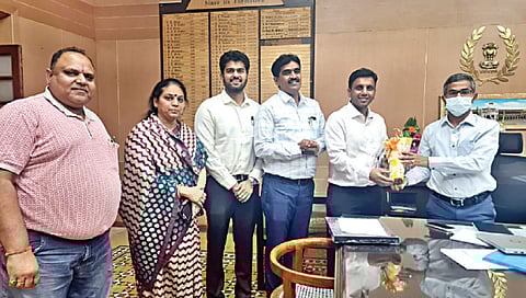 नाशिक : उद्योजकांचे प्रश्न सोडविण्यासाठी कटिबद्ध ; जिल्हाधिकाऱ्यांचे आश्वासन