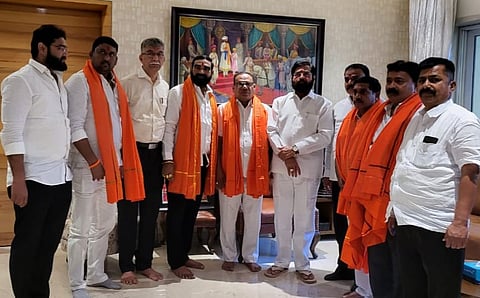 काँग्रेसच्या हिंगोली जिल्हाध्यक्षांनी बांधले मुंबईत शिवबंधन