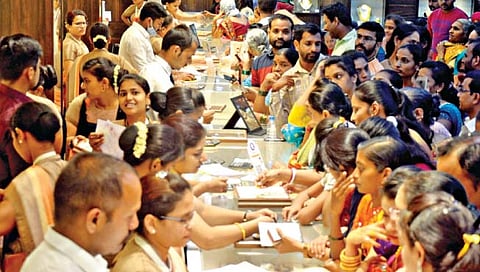 सांगली : जिल्ह्यात नववर्षाचे उत्साहात स्वागत