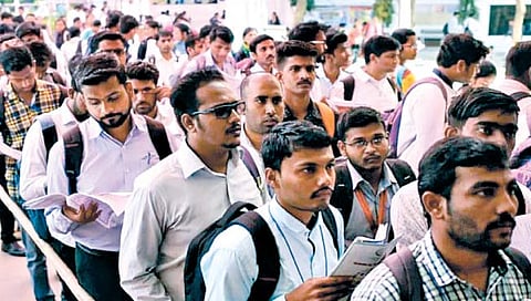 देशातील बेरोजगारीच्या दरात घट