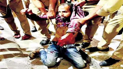 गोरखनाथ पीठ मंदिरावरील हल्ल्याचे नवी मुंबई कनेक्शन