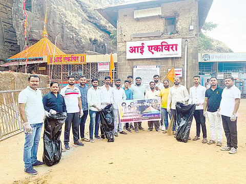 Carla: Cleaning on Ekvira Devi fort