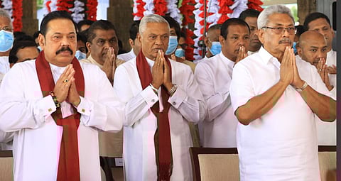 Sri Lanka economic crisis : राजपक्षे बंधूंनी अशी बुडवली सोन्याची लंका