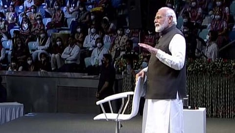 ‘परीक्षा पे चर्चा ‘ : तुम्ही केलेल्या तयारीवर विश्वास ठेवा आणि परीक्षेला सामोरे जा, पंतप्रधान मोदींचा विद्यार्थ्यांना सल्ला