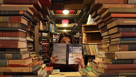 वाचन संस्कार रुजवण्यासाठी…