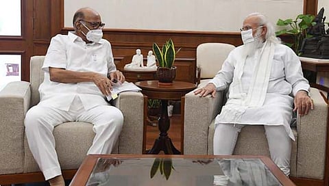 शरद पवार पीएम मोदींच्या भेटीला ! राज्यात सुरु असलेल्या ‘ईडी डाव’वर चर्चा ?