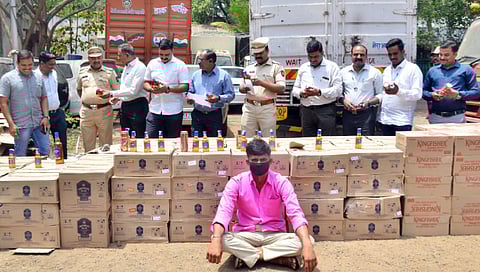 नाशिक : शहरातून 14 लाखांचा अवैध मद्यसाठा जप्त