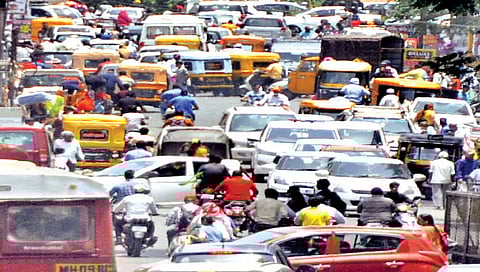 विकासाच्या वाटेवरचं कोल्हापूर भकास!