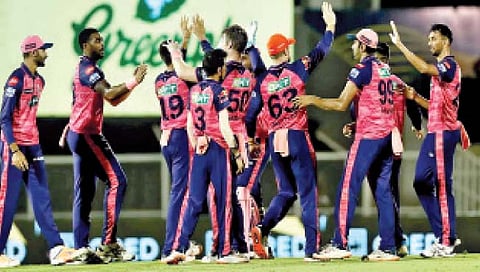 LSG vs RR : राजस्थान प्ले ऑफच्या दिशेने, लखनौला मागे टाकले