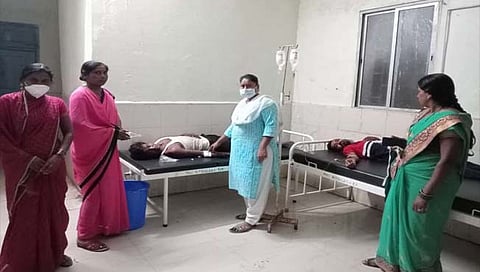 Food poisoning : लग्नातील जेवणातून ३०० वऱ्हाडींना विषबाधा