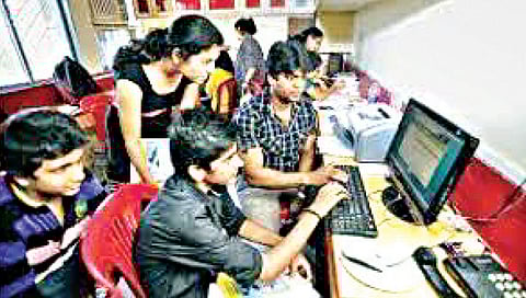 Nashik 11th Admission : अकरावी प्रवेशासाठी मुदतवाढ, पहिल्या यादीसाठी आज अखेरची संधी