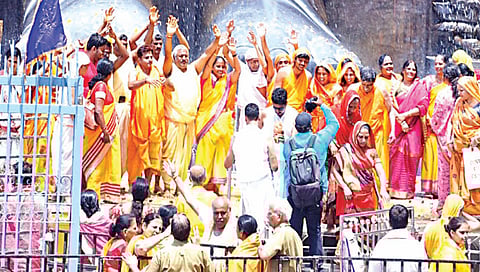 महामस्तकाभिषेक