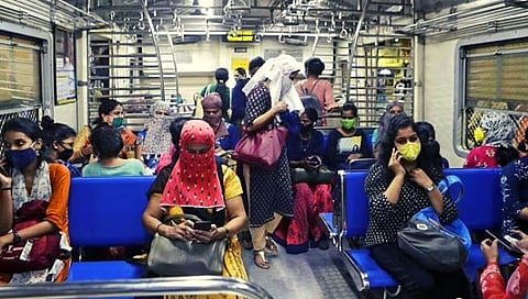 Thane local train incident