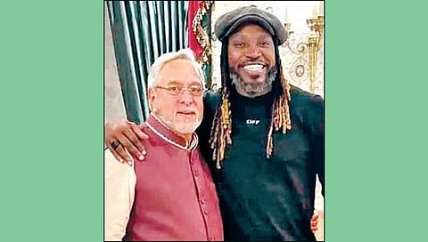 इंग्लंडमध्ये ख्रिस गेलची भेट घेतल्याने मल्ल्या ट्रोल