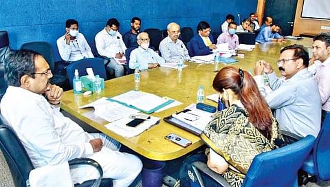 महाराष्ट्र-कर्नाटक सीमा खटल्यात आणखी दोन वकील