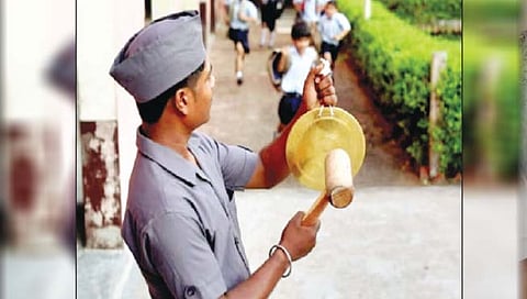 स्कूल चले हम! आजपासून शाळेत सुरू होणार किलबिलाट