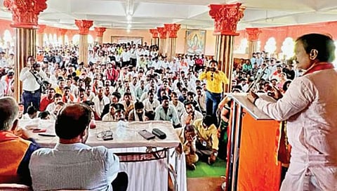 औरंगाबाद : भुमरे समर्थकांची शिवसेनेतून हकालपट्टी