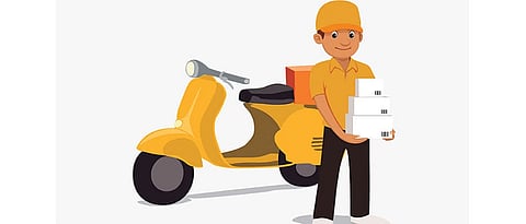 ऑनलाईन शॉपिंगच्या स्पर्धेत डिलिव्हरी बॉय राजा