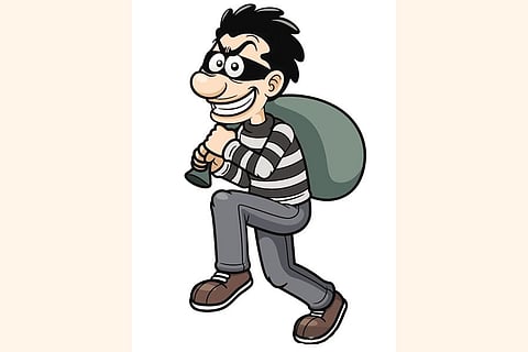 आनंदॠषी पतसंस्थेतून चोरट्याने रोकड लांबविली