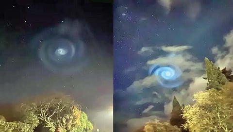 न्यूझीलंडच्या आकाशात गूढ निळा प्रकाश