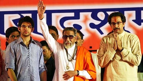 एकनाथ शिंदेंच्‍या आधी बंडू शिंगरे ते राज ठाकरे यांनीही शिवसेनेत केले हाेते बंड