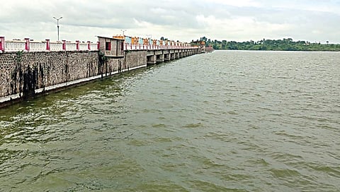 नाशिक : गिरणा धरणाची वाटचाल शतकाकडे ; इतकं भरलं