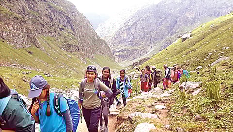 नाशिकच्या तेरा जणींनी अनुभवला हिमालय ट्रेकचा थरार