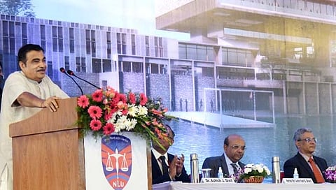 Nitin Gadkari : सदृढ लोकशाहीसाठी न्यायव्यवस्था बळकट असणे गरजेचेः नितीन गडकरी