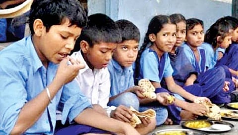 सोलापूर : पोषण आहारापासून मुले राहणार वंचित