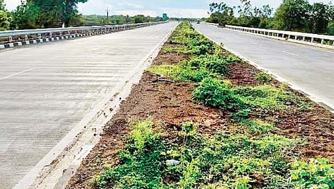 सोलापूर : सहा गावांसाठी ना भुयारी मार्ग, ना सर्व्हिस रोड