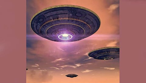 अटलांटिकच्या वर्तुळात दिसले 10 यूएफओ