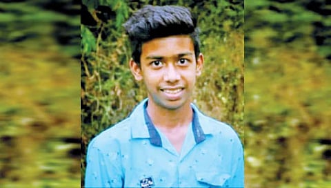 दापोलीत सायकल अपघातात दहावी विद्यार्थ्याचा मृत्यू