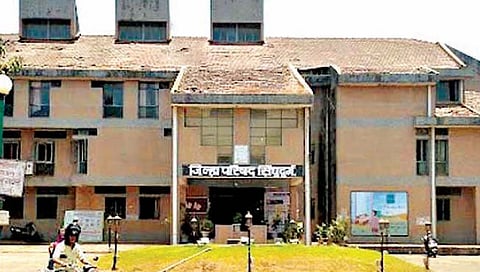 सिंधुदुर्ग : एक महिना झाला…पालकमंत्री नाहीत! विकासकामे रखडली