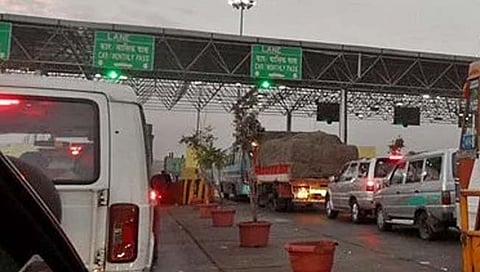 गणेशोत्सवात चाकरमान्यांना महामार्ग ‘टोल फ्री’