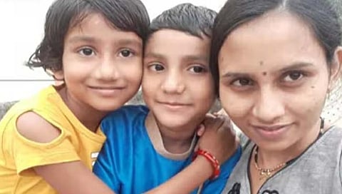 बुलडाणा : दोन चिमुकल्यांसह धरणात उडी घेऊन मातेची आत्महत्या