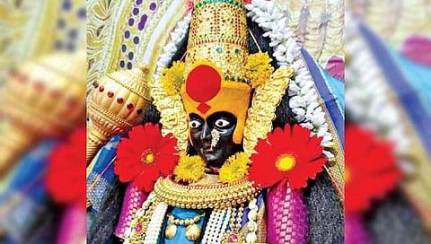 कोल्हापूर : अंबाबाईसाठी दोन महिन्यांत नवा रथ