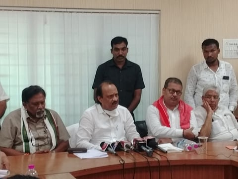 अजित पवार