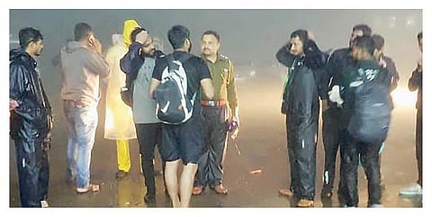 भीमाशंकर अभयारण्यात रस्ता चुकलेल्या तरुणांची स्थानिक ग्रामस्थ व पोलिसांनी सुटका केली.