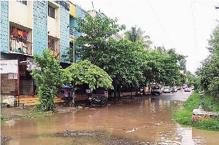 तळेगाव स्टेशन परिसरात रात्रभर पावसाची रिपरिप