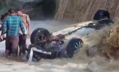 Uttarakhand Ramnagar Accident : उत्तराखंडच्या रामनगरमध्ये धेला नदीत कार कोसळून ९ जणांचा मृत्यू