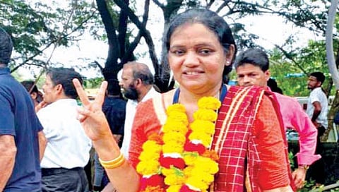 गोवा : कालेत पती पराभूत, पत्नी विजयी