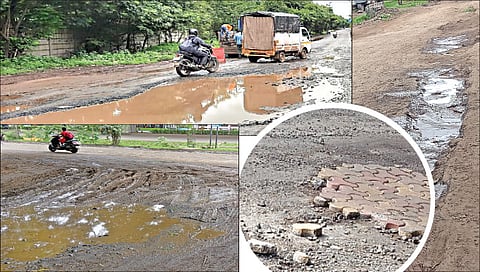 पंचवटी : पेठ रोड, मार्केट यार्ड, पेठ रोड - तारवालानगर रिंग रोड सिग्नल, नवीन आडगाव नाका येथील मुख्य रस्त्यावरील खड्डे. (छायाचित्रे - गणेश बोडके)