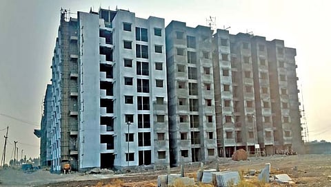 पंढरपूर : लाभार्थ्यांनी पैसे भरले तरच घरकूल