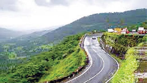 रत्नागिरी : महामार्गावर अवजड वाहनांना बंदी; कोकणवासीयांचा प्रवास आता सुखकर