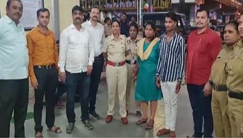 कल्याण रेल्वे स्थानकातून अडीच वर्षाच्या मुलाचे अपहरण करणाऱ्या दोघांना अटक