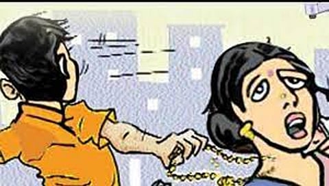 जळगाव : यात्रोत्सवात शिक्षिकेची सोन्याची पोत लंपास